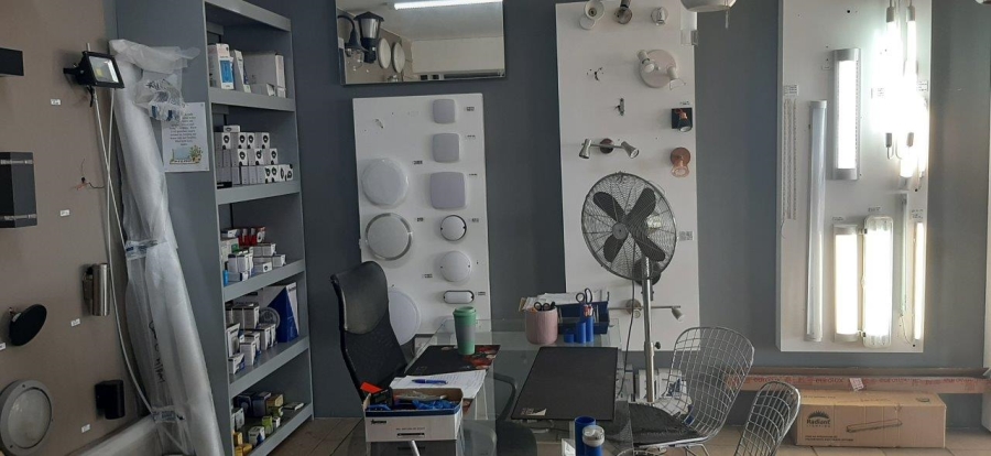 Commercial Property for Sale in Voorbaai Western Cape